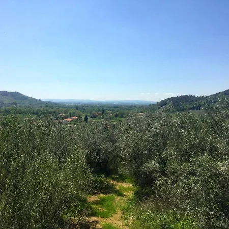Colle Secco Hill, Typical Rustic La Strada-Santa Cristina